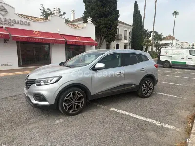 Usado Renault Kadjar Techno 140 CV (102 kW) 2022 Gris / plata SUV