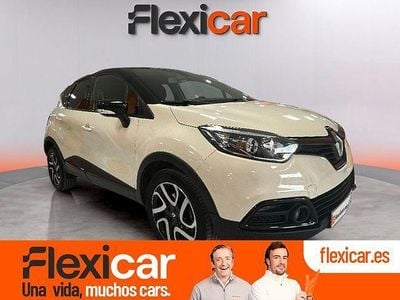 Usado Renault Captur Life 90 CV (66 kW) 2016 Beige SUV