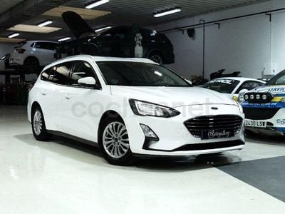 Usado Ford Focus Titanium 120 CV (88 kW) 2020 Blanco Familiar