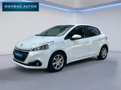 Usado Peugeot 208 Active 100 CV (73 kW) 2015 Blanco Utilitario