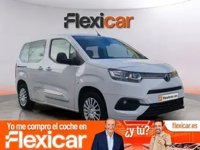 Usado Toyota Proace City City 102 CV (75 kW) 2024 Blanco Monovolumen