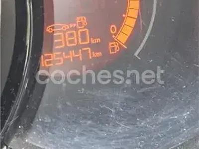 Usado Citroën C3 Attraction 68 CV (50 kW) 2014 Gris / plata Berlina