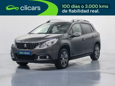 Usado Peugeot 2008 Style 110 CV (80 kW) 2017 Gris SUV