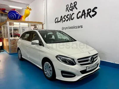 Usado Mercedes B200 Urban 136 CV (100 kW) 2015 Blanco Utilitario