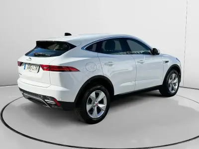 Używany Jaguar E-Pace S 163 KM (119 kW) 2021 Biały SUV