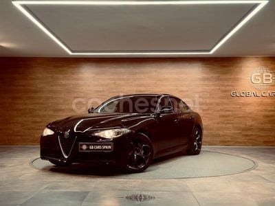 Negro Usado 2019 Alfa Romeo Giulia Berlina | 19.990 € (Un poco caro)
