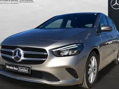 Usado Mercedes B200 150 CV (110 kW) 2020 Plata Utilitario