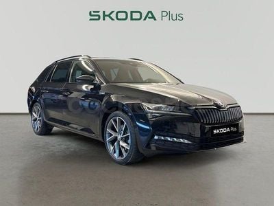 Usado Skoda Superb SportLine 218 CV (160 kW) 2023 Negro Familiar