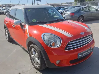 Usado Mini Cooper D Countryman 112 CV (82 kW) 2011 Rojo SUV