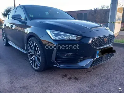 Usado Cupra Leon VZ 245 CV (180 kW) 2023 Negro Berlina
