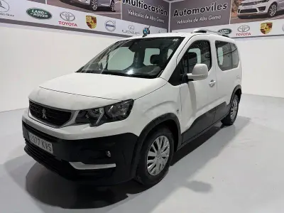 Gebraucht Peugeot Rifter Access 100 PS (73 kW) 2019 Weiß Van / Kleinbus