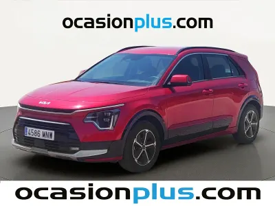 Usado Kia Niro 141 CV (103 kW) 2024 Rojo SUV
