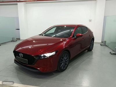 Rojo Usado 2024 Mazda 3 Takumi-Line Berlina | 29.300 € (Caro)