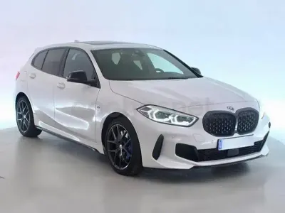 Usado BMW M135 M Performance 306 CV (225 kW) 2023 Blanco Utilitario