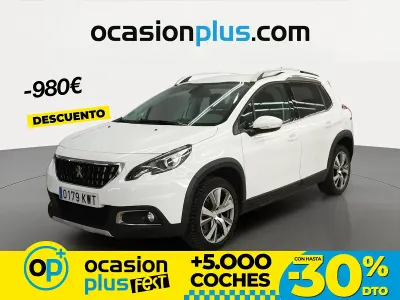 Usado Peugeot 2008 Allure 130 CV (95 kW) 2019 Blanco SUV