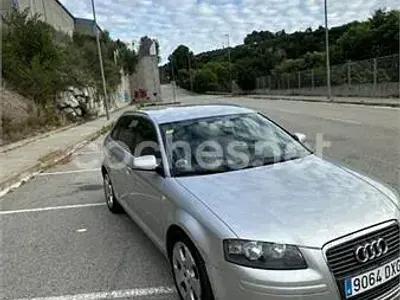 Usado Audi A3 Ambition 105 CV (77 kW) 2006 Gris / plata Utilitario