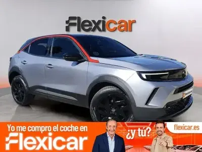 Usado Opel Mokka GS Line 130 CV (95 kW) 2022 Gris SUV