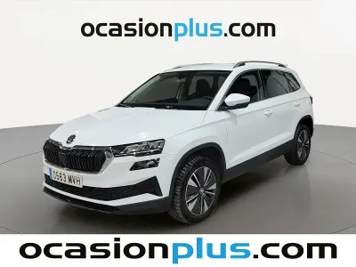 Usado Skoda Karoq Selection 116 CV (85 kW) 2024 Blanco SUV