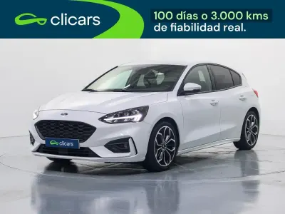 Begagnad Ford Focus ST-Line 125 HK (91 kW) 2019 Vit Sedan