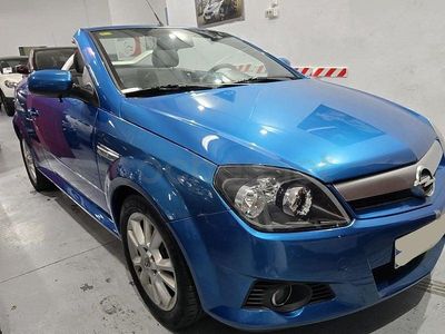 Usado Opel Tigra Enjoy 90 CV (66 kW) 2009 Azul Descapotable