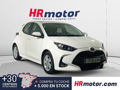 Blanco Usado 2022 Toyota Yaris Hybrid Business Edition Berlina | 17.390 € (Precio justo)
