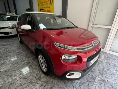 Usado Citroën C3 Feel 82 CV (60 kW) 2019 Rojo Utilitario