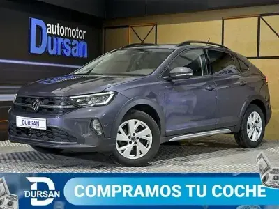 Usado VW Taigo Life 110 CV (80 kW) 2023 Gris / plata SUV