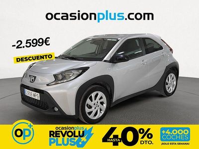Usado Toyota Aygo X Play 72 CV (52 kW) 2024 Gris SUV
