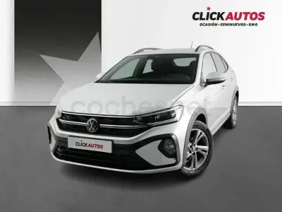 Usado VW Taigo R-line 115 CV (84 kW) 2024 Gris / plata SUV