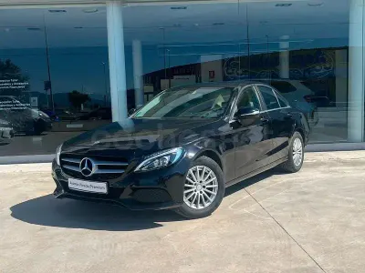 Usado Mercedes C200 136 CV (100 kW) 2016 Negro Berlina
