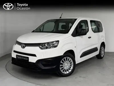 Usado Toyota Proace City City 100 CV (73 kW) 2021 Blanco artic Monovolumen