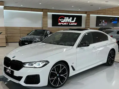 Używany BMW 520 190 KM (139 kW) 2022 Biały Sedan/Limuzyna