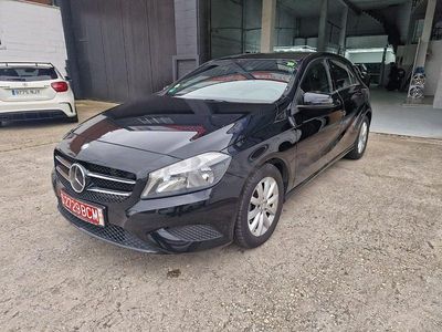 Usado Mercedes A180 Style 109 CV (80 kW) 2013 Negro Berlina