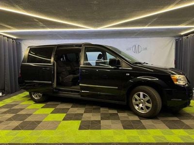 Usado Chrysler Voyager Touring 163 CV (119 kW) 2010 Negro Monovolumen