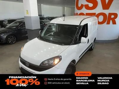 Usado Fiat Doblò 95 CV (69 kW) 2022 Blanco Monovolumen