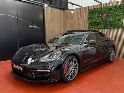 Porsche Panamera 4