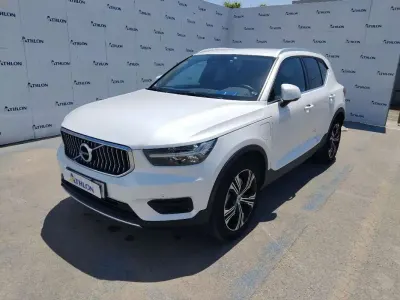 Usado Volvo XC40 Inscription 262 CV (192 kW) 2021 Blanco SUV