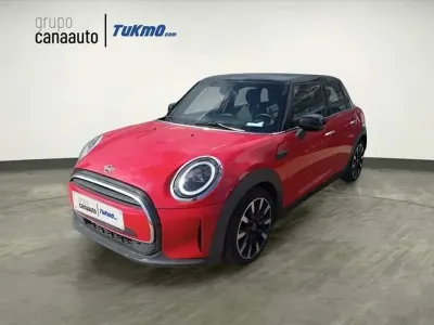Usado Mini Cooper 136 CV (100 kW) 2022 Rojo Utilitario