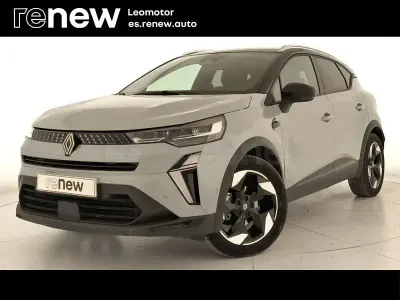 Usado Renault Captur Techno 100 CV (73 kW) 2025 Gris / plata SUV