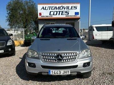 Gris Usado 2008 Mercedes ML320 SUV | 8000 €