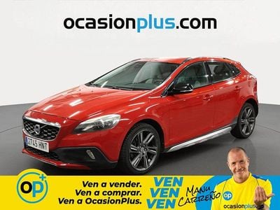 Begagnad Volvo V40 CC Summum 150 HK (110 kW) 2013 Röd Kombi