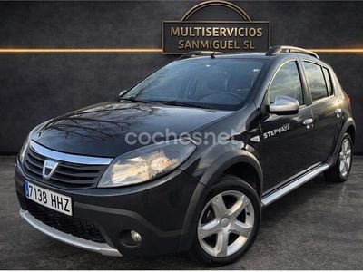 Usado Dacia Sandero Stepway 85 CV (62 kW) 2012 Negro Berlina