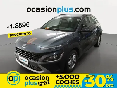 Usado Hyundai Kona 120 CV (88 kW) 2022 Gris SUV