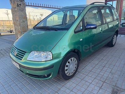 Usado VW Sharan Comfortline 115 CV (84 kW) 2002 Verde Monovolumen