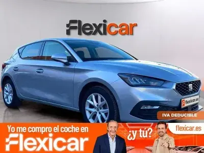 Usado Seat Leon Style 130 CV (95 kW) 2023 Gris Berlina