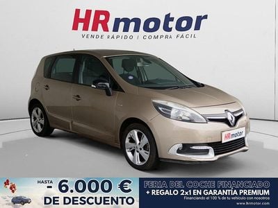 Beige Usado 2015 Renault Scénic III LIMITED Monovolumen | 9290 € (Precio justo)