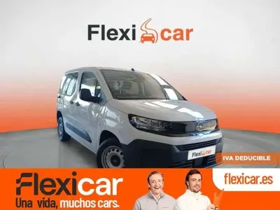 Usado Opel Combo S 101 HP (74 kW) 2024 Branco Monovolume