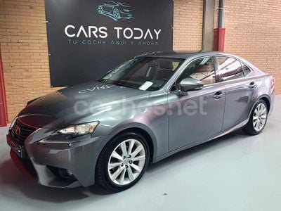 Lexus IS300h