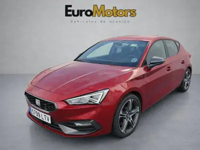 Usado Seat Leon FR 150 CV (110 kW) 2021 Rojo Berlina