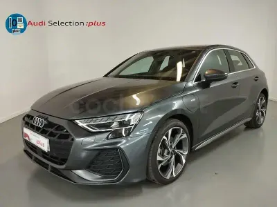 Usado Audi A3 S-Line 204 CV (150 kW) 2025 Gris / plata Berlina